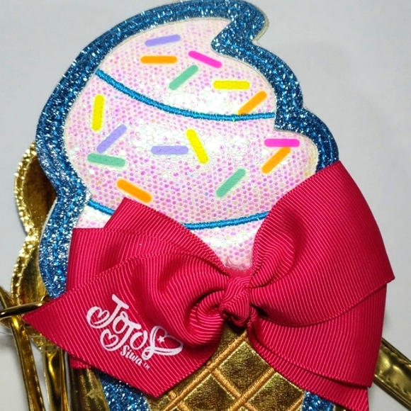 JoJo Siwa Girl Crossbody Purse Sneaker Ice Cream Choss Style. - Picture 4 of 13